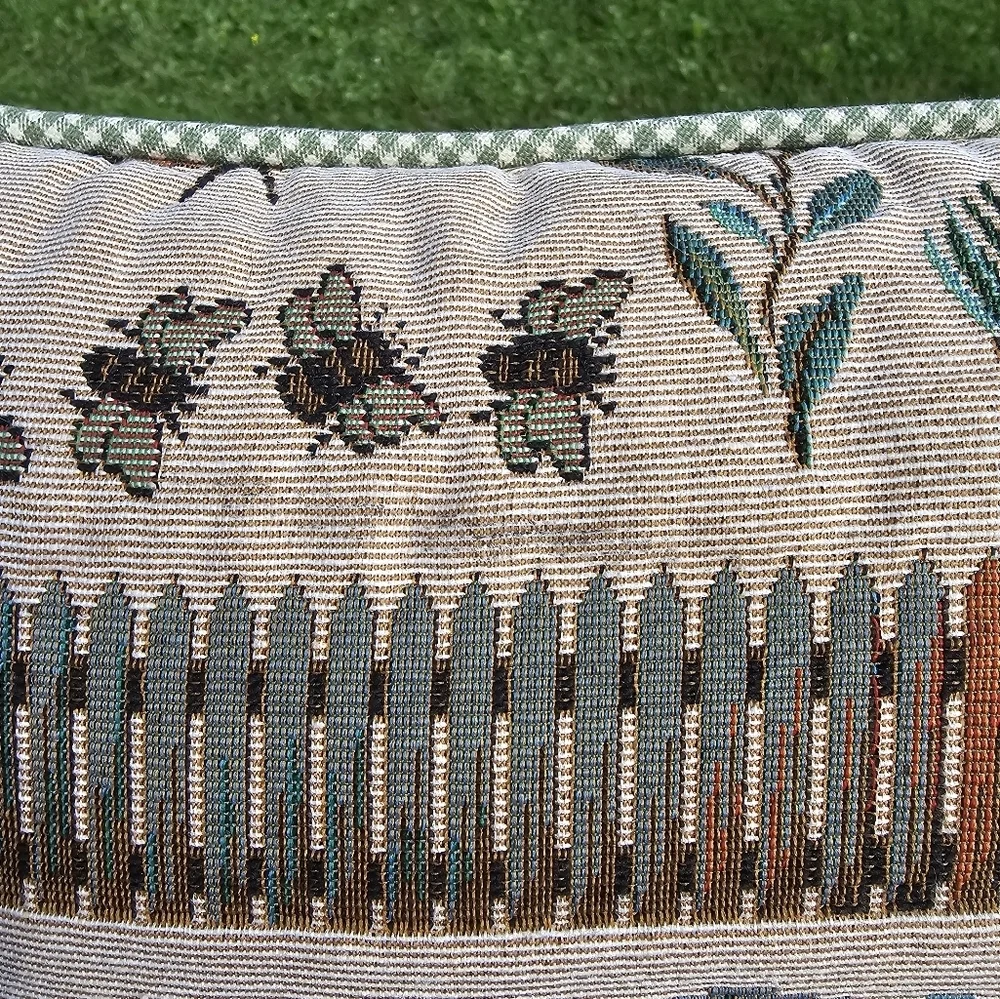 Newport Pillow ~ Rectangular Gardening Plants Seeds Vintage